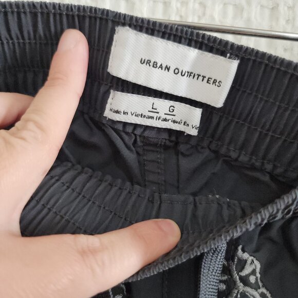 Urban Outfitters Embroidered 5” Nylon Short Gray Butterfly Y2K Inspired Large - Picture 12 of 13